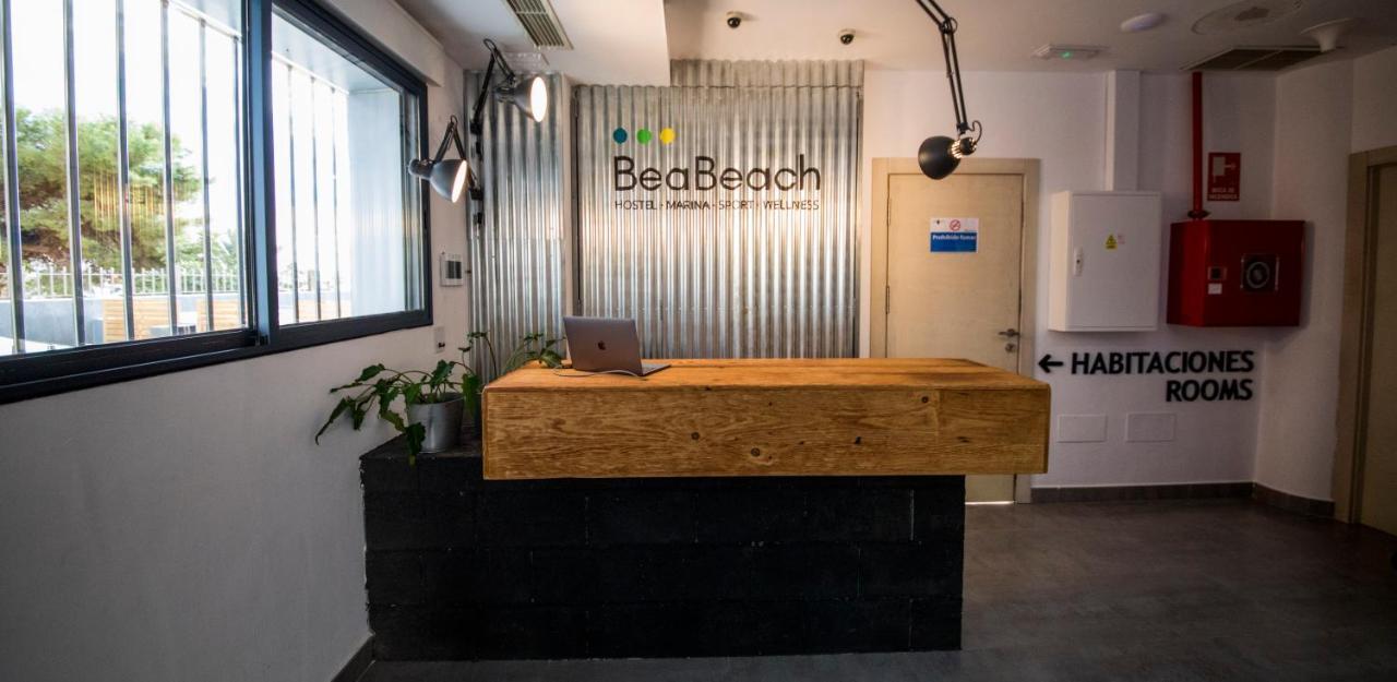 Águilas Bea Beach Hostel מראה חיצוני תמונה